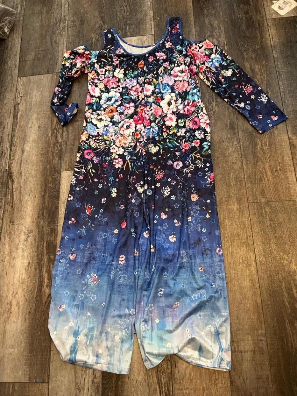 Floral Cold Shoulder Jumpsuit Size Large - Polyester NWT